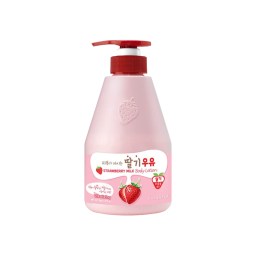 Смягчающее молочко для тела "Клубничное молоко" Kwailnara Strawberry Milk Body Lotion 560 мл