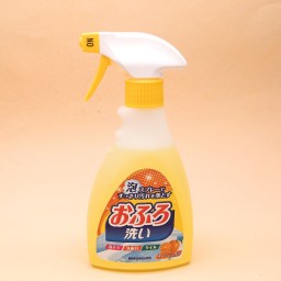 Пенящееся чистящее средство для ванны с апельсиновым маслом Nihon 400 мл